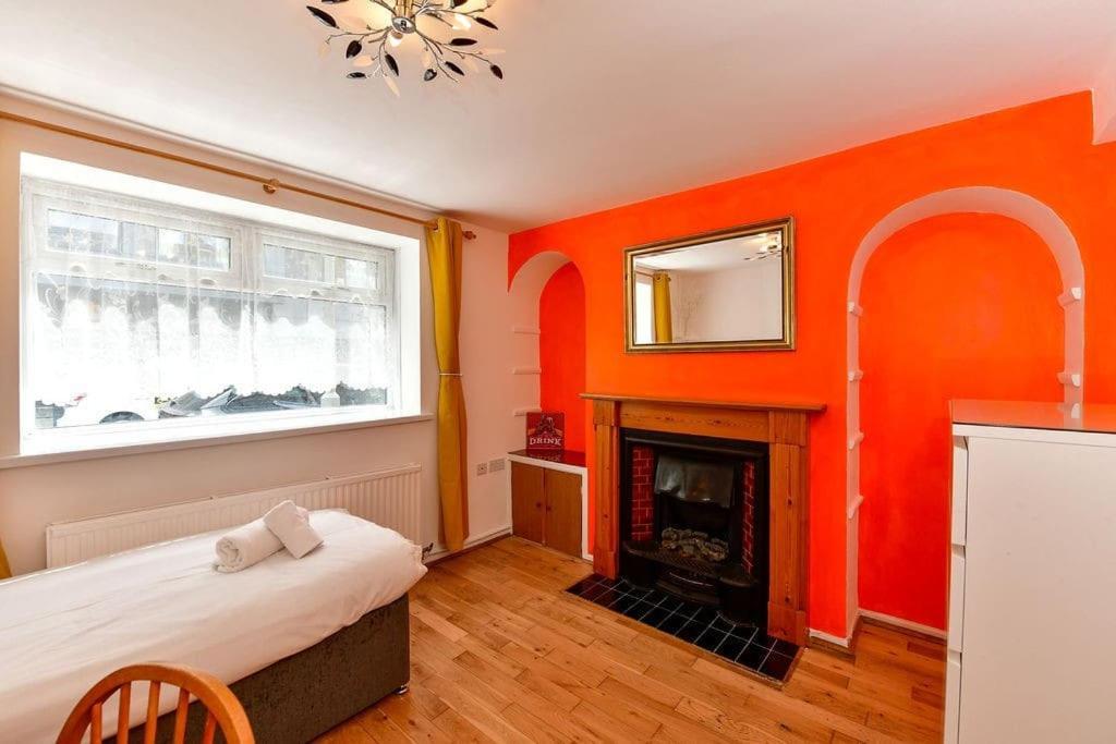 Host & - Oxford Street House