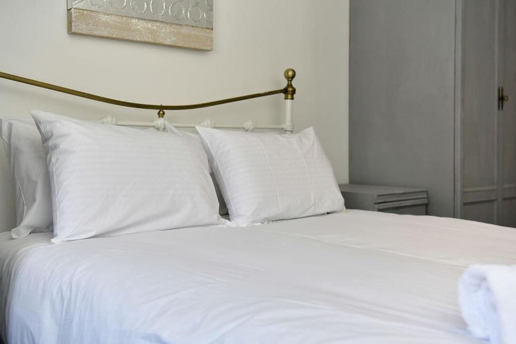 Host & - Oxford Street House Holiday home Swansea