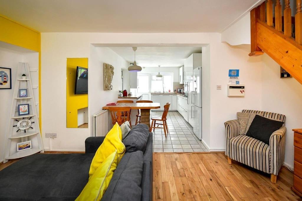 Host & - Oxford Street House
